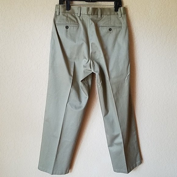 Dockers Khaki Pants - Picture 2 of 6